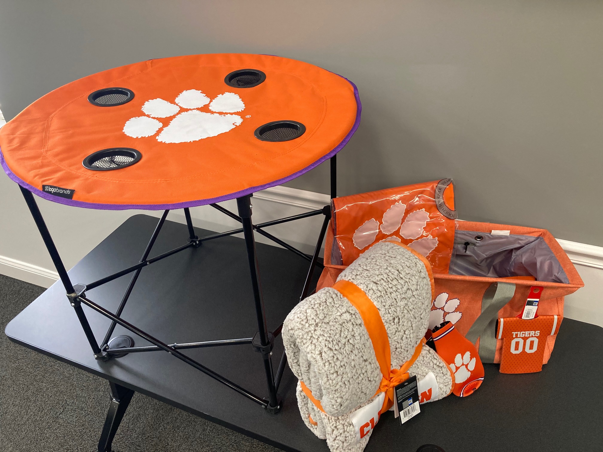 Clemson Tailgate Package ($200 Value)